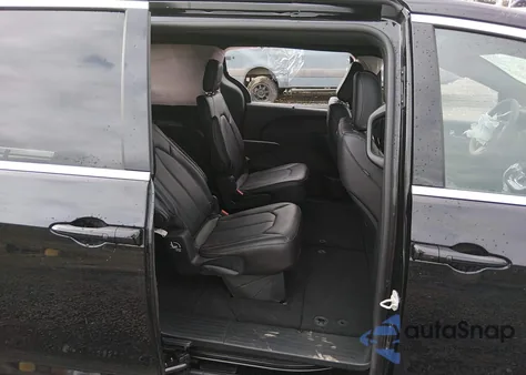 2026 Chrysler Pacifica Select from USA, damaged, VIN 2C4RC1BG6TR231705